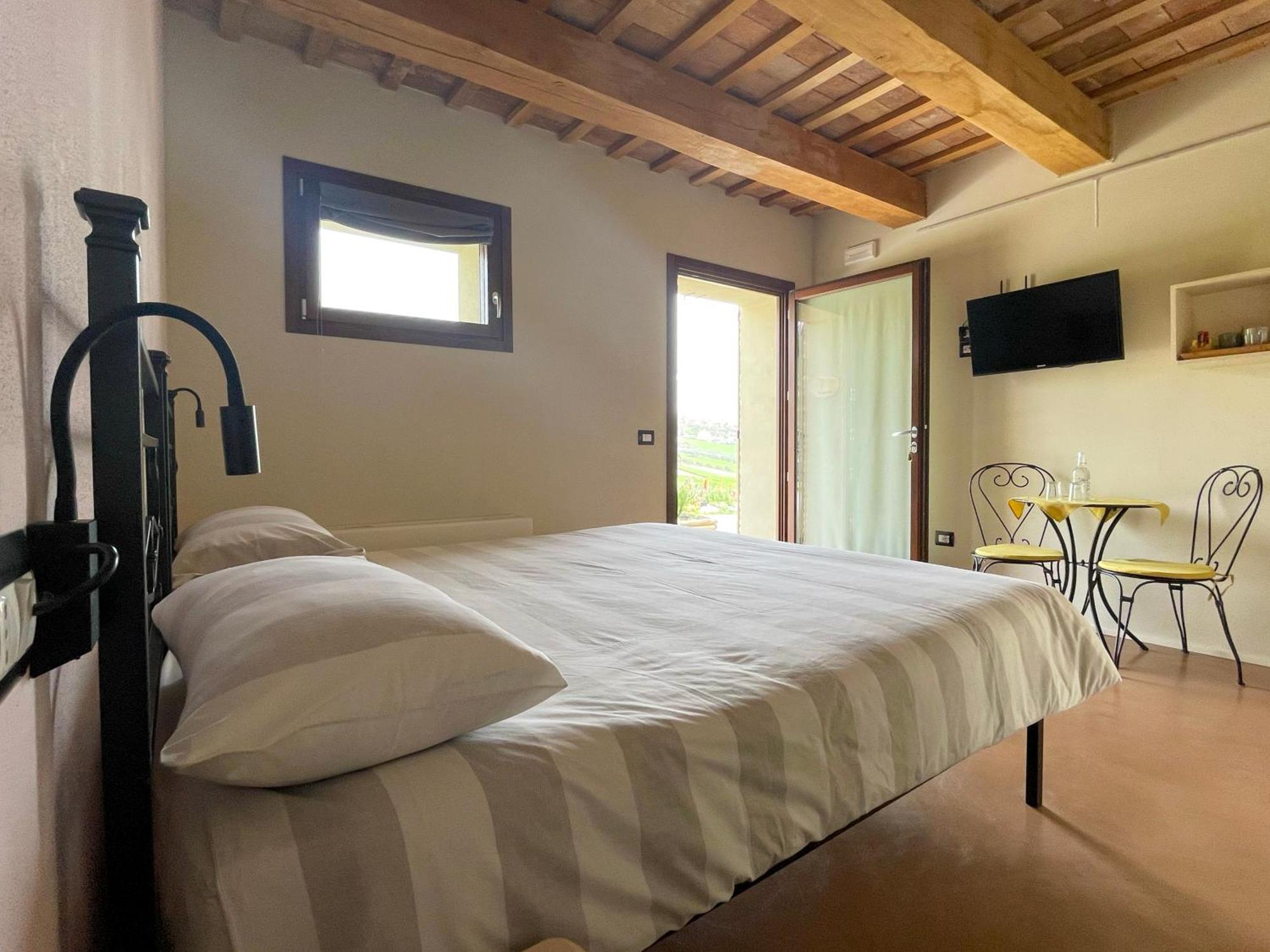 Vila Casale Dei Cinque Colli Ostra Exteriér fotografie